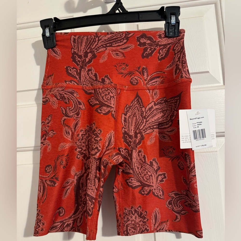 Beyond yoga papai shorts